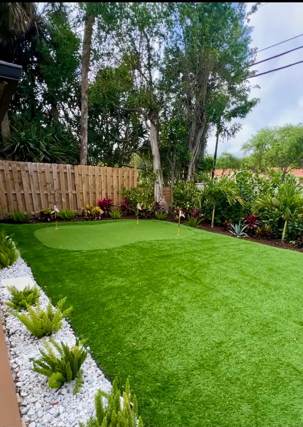 1001 Raintree Lane, Palm Beach Gardens, FL 33410