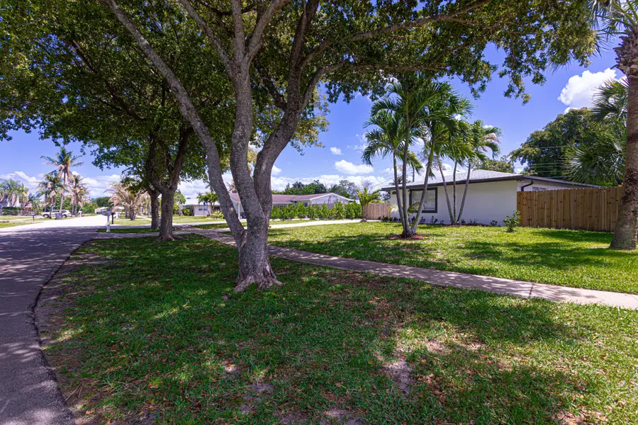 5756 Orchard Way, West Palm Beach, FL 33417 - #2