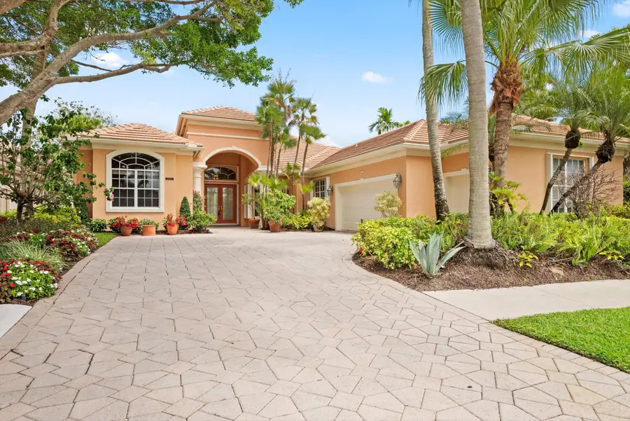 9026 Lakes Boulevard, West Palm Beach, FL 33412 - #2