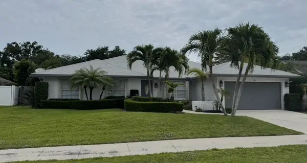 17634 Lake Park Road, Boca Raton, FL 33487