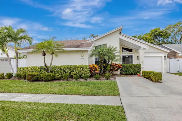 21356 Summertrace Circle, Boca Raton, FL 33428