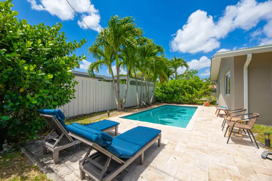 3940 NE 13th Avenue, Oakland Park, FL 33334 - #2