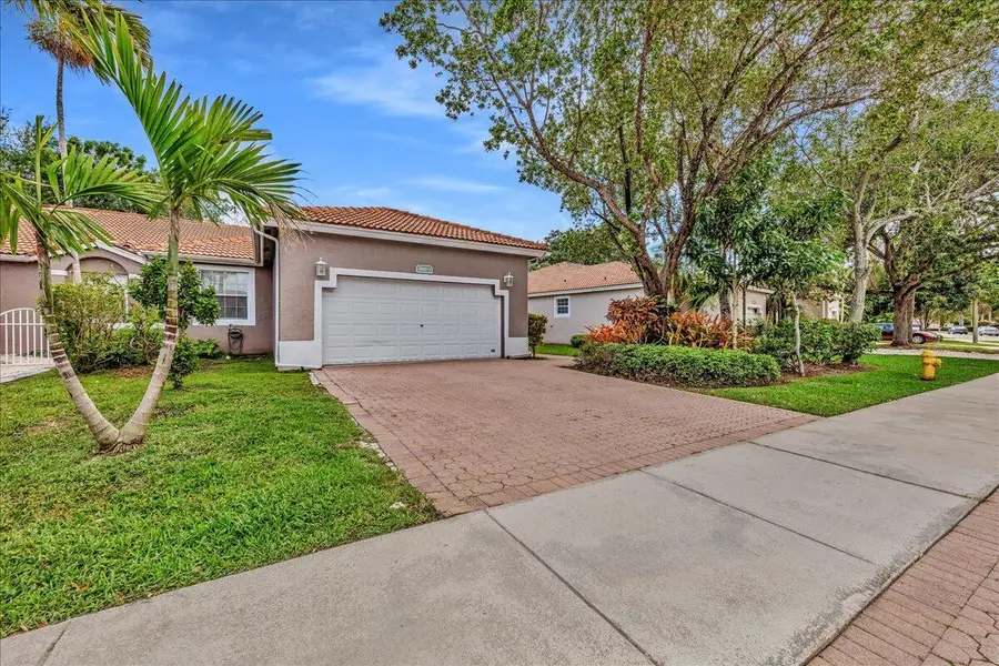 7600 S Aragon Boulevard #3, Sunrise, FL 33322 - #3