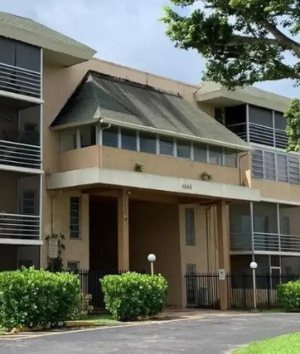 4848 NW 24th Court #105, Lauderdale Lakes, FL 33313