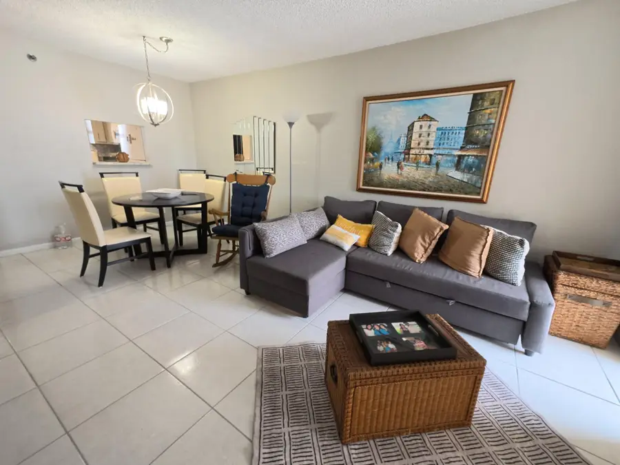 4640 W Lucerne Lakes Blvd W #404, Lake Worth, FL 33467 - #2