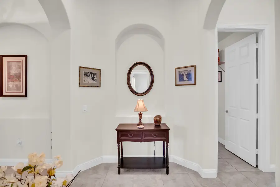 393 11th Square Sw, Vero Beach, FL 32962 - #3