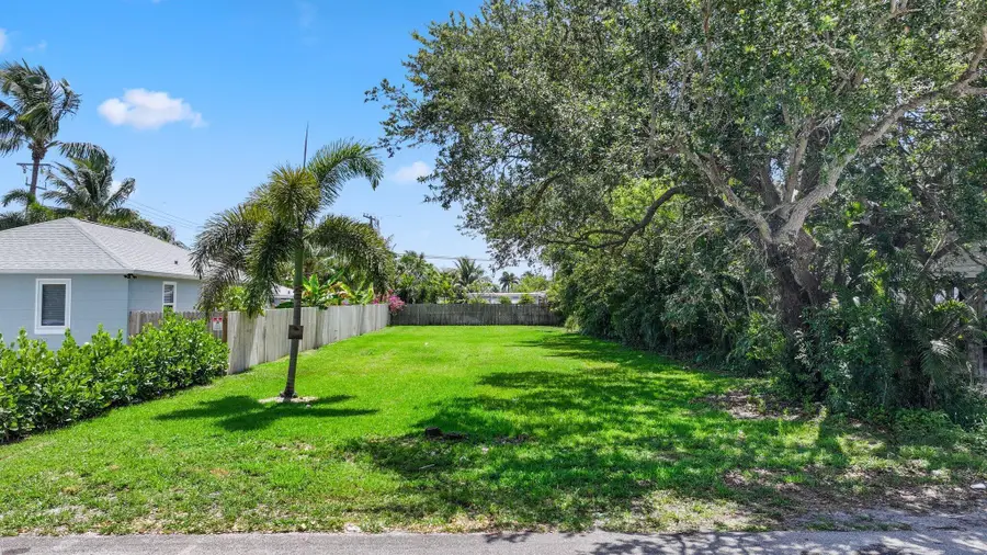 614 N 5th Street, Lantana, FL 33462 - #3