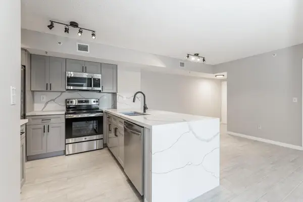 2600 S University Drive #208, Davie, FL 33328