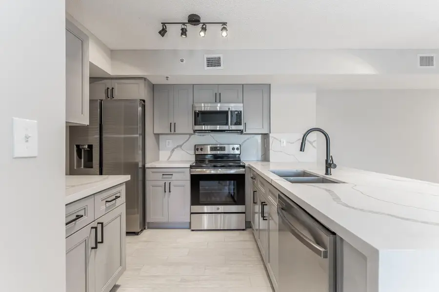 2600 S University Drive #208, Davie, FL 33328 - #2