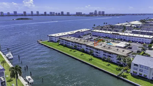 111 Shore Court #205, North Palm Beach, FL 33408