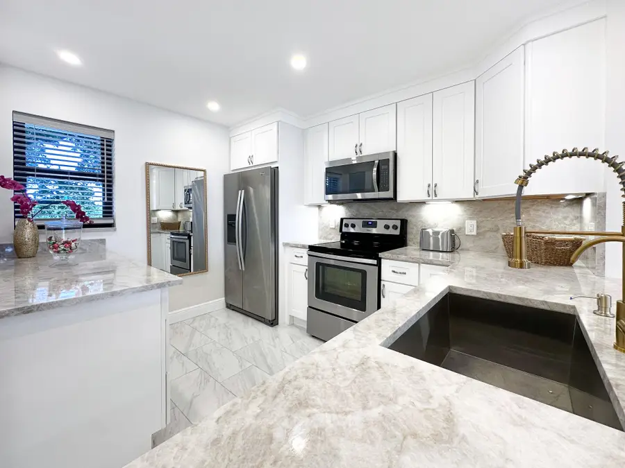 4800 Bayview Drive #303, Fort Lauderdale, FL 33308 - #2