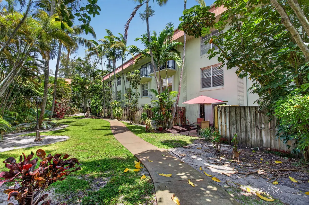 801 W Oakland Park Boulevard, Oakland Park, FL 33311 - #1