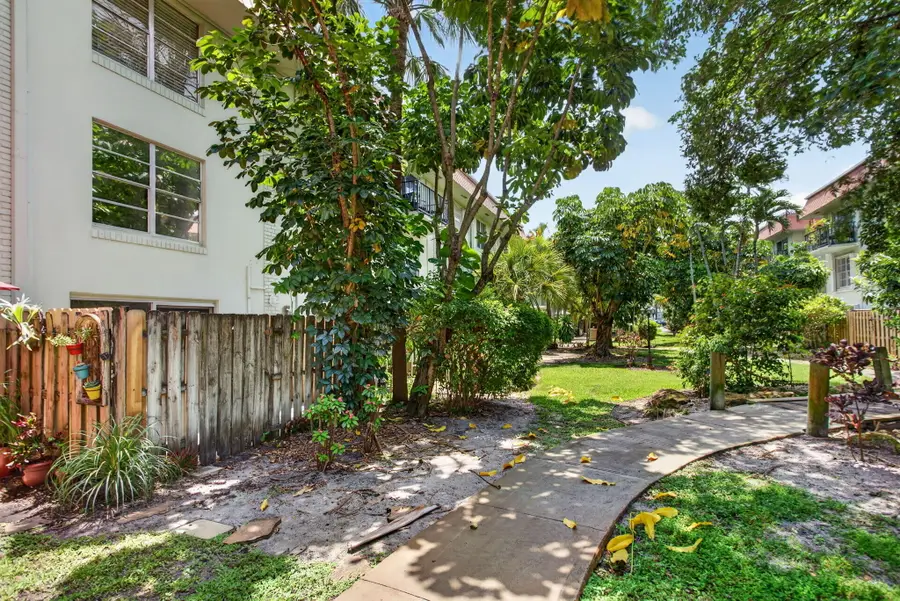 801 W Oakland Park Boulevard, Oakland Park, FL 33311 - #2