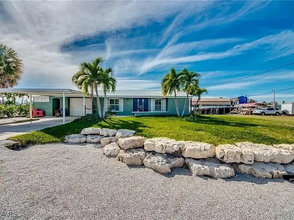 2891 Cussell Drive, St James City, FL 33956