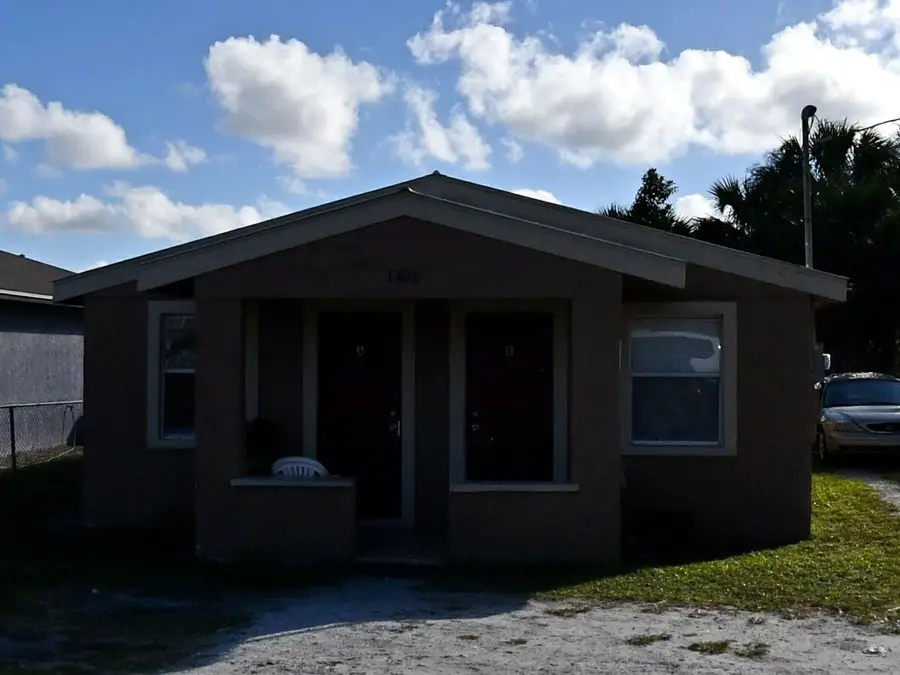 1403 Avenue M, Fort Pierce, FL 34950 - #2