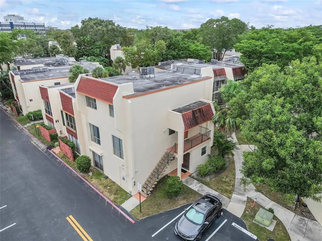 301 N Pine Island Road #107, Plantation, FL 33324 - #1