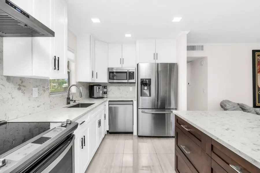 92 Valencia Drive #D, Delray Beach, FL 33446 - #3