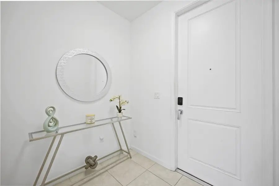 941 Seabright Avenue, West Palm Beach, FL 33413 - #3