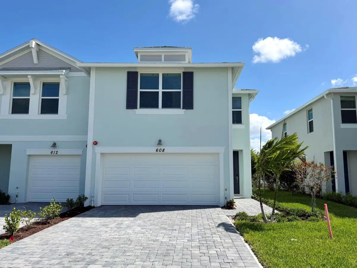608 Salisbury Circle, Fort Pierce, FL 34982 - #1