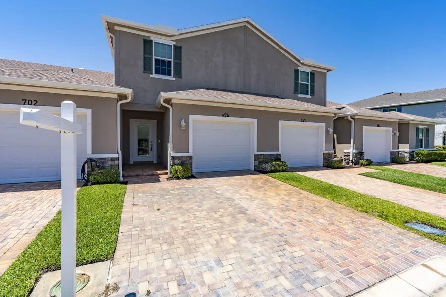 696 NE Waters Edge Lane, Port Saint Lucie, FL 34983 - #2