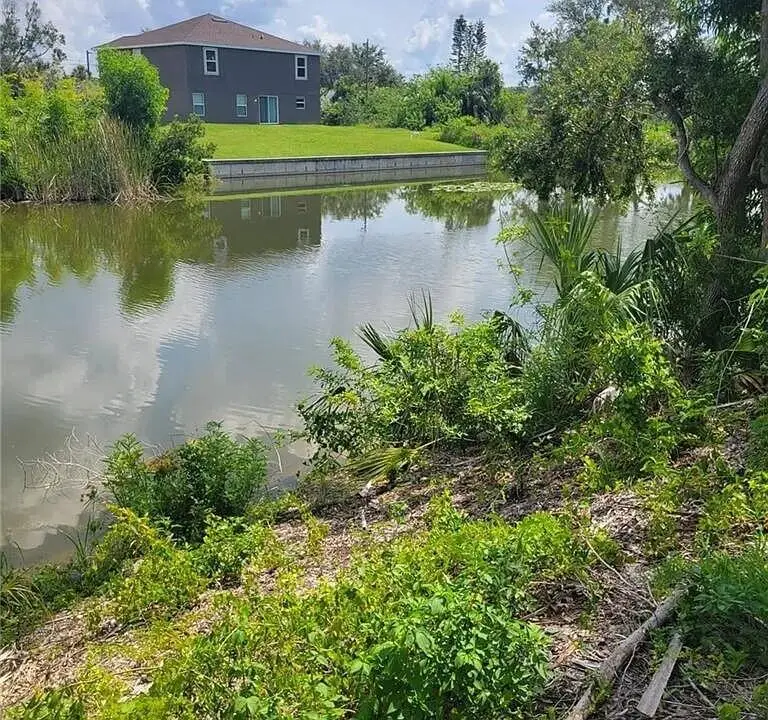 2205 NE 25th Terrace, Cape Coral, FL 33909 - #2