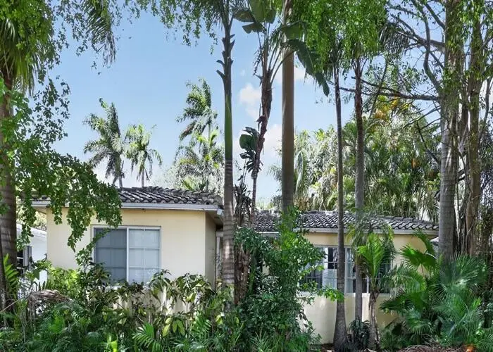 1131 Adams Street, Hollywood, FL 33019 - #1