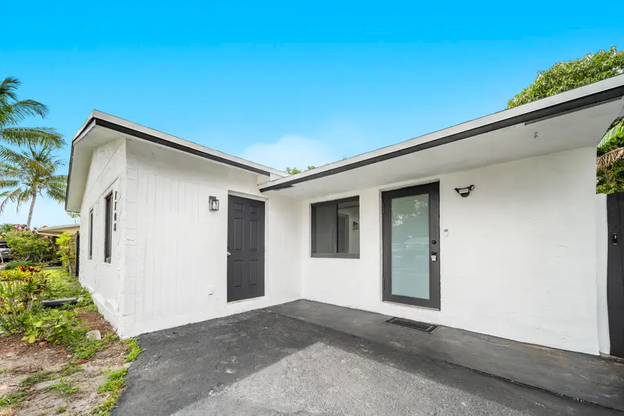 7708 SW 9th Street, North Lauderdale, FL 33068 - #2