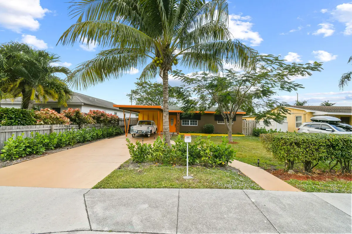 943 Charles Street, West Palm Beach, FL 33401 - #1