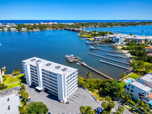 231 E Lantana Road Road E #203, Lantana, FL 33462