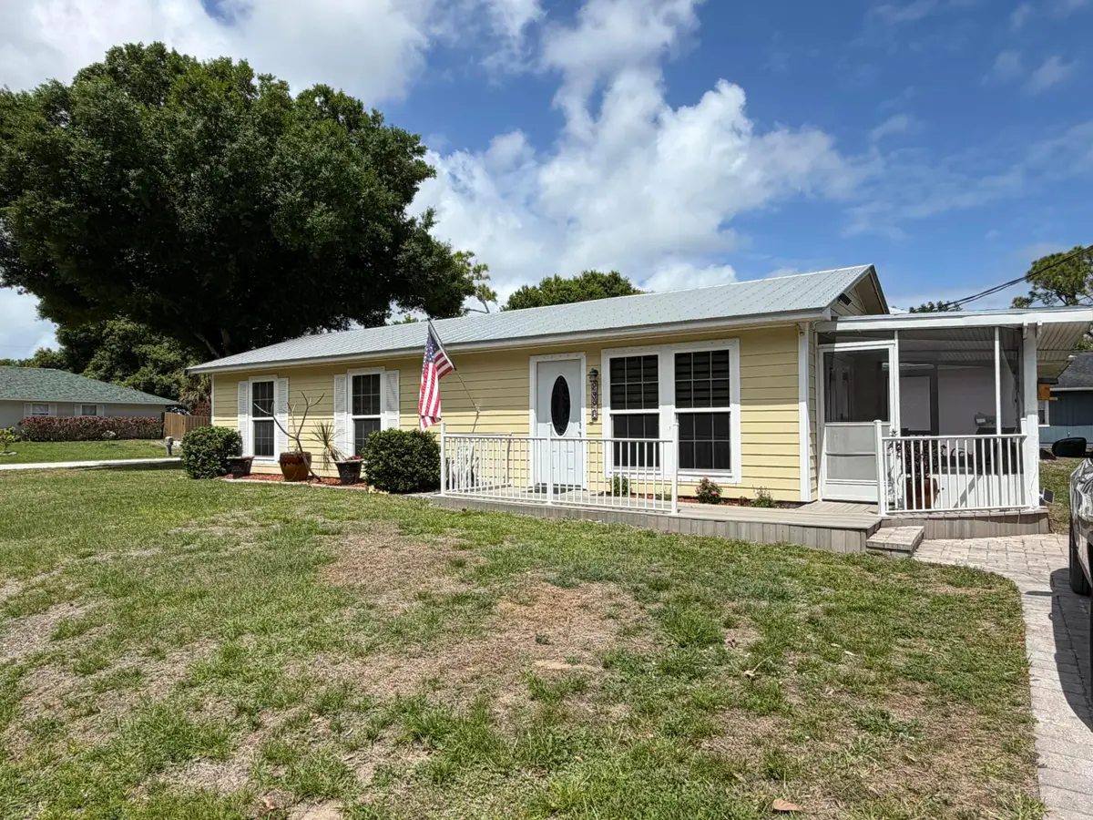 2326 SW 15th St Street Sw, Vero Beach, FL 32962 - #1