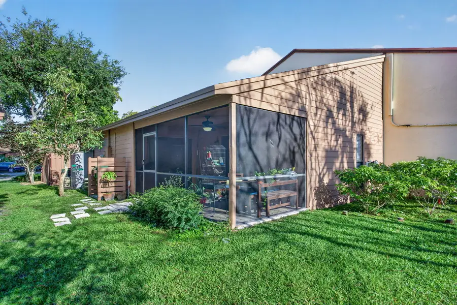 6190 Pine Tree Lane #D, Tamarac, FL 33319 - #3