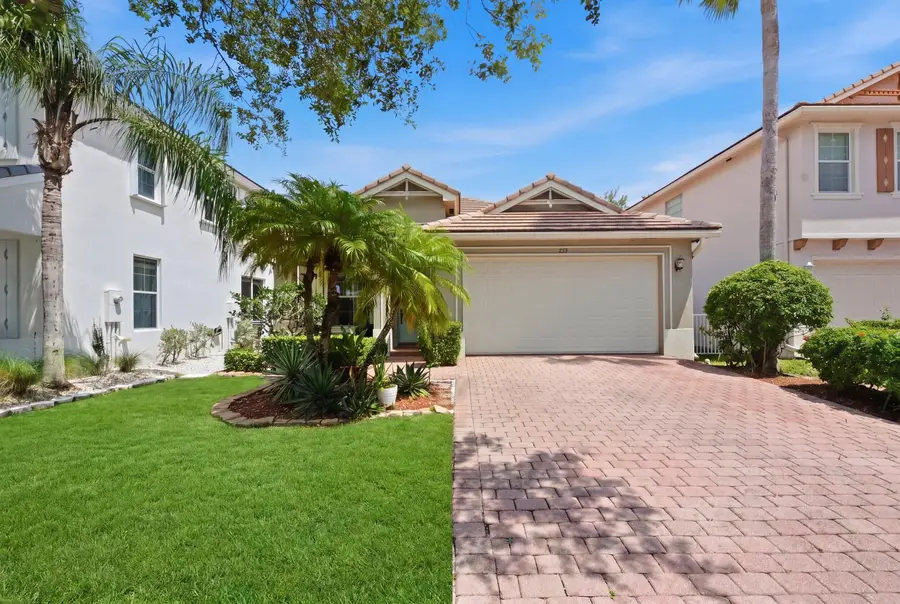 283 Mulberry Grove Road, West Palm Beach, FL 33411 - #2