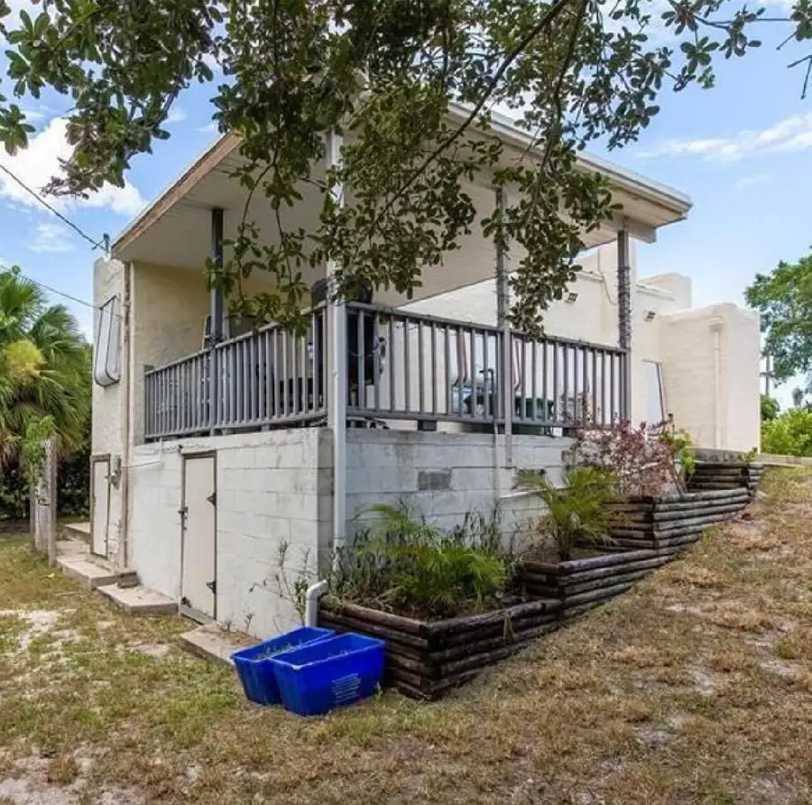 827 N A Street E, Lake Worth Beach, FL 33460 - #2