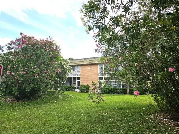 35 Vista Gardens Trail #106, Vero Beach, FL 32962