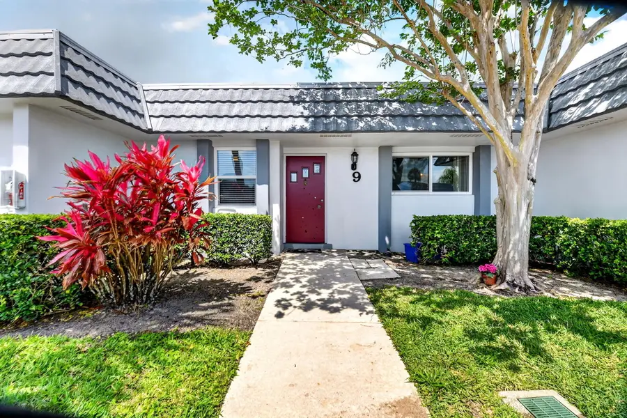 2886 E Fernley Dr Drive E #9, West Palm Beach, FL 33415 - #2