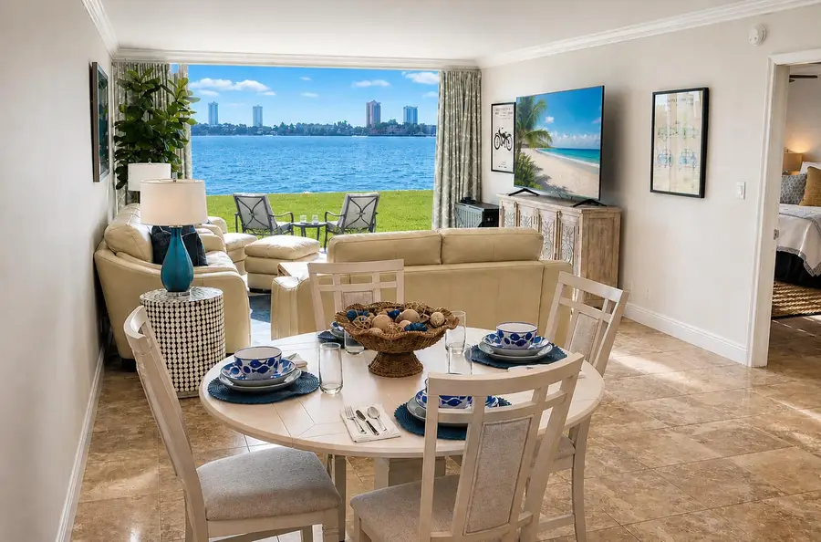 301 Lake Shore Drive, Lake Park, FL 33403 - #2