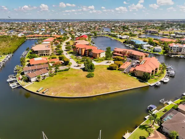 3339 Purple Martin Drive, Punta Gorda, FL 33950