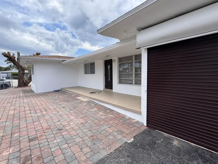 11 NW 56th Street, Oakland Park, FL 33309 - #2