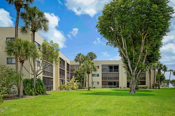 5160 Las Verdes Circle #117, Delray Beach, FL 33484