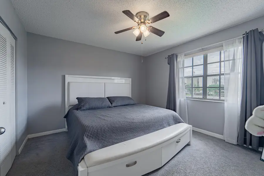 433 SW 86th Avenue #208, Pembroke Pines, FL 33025 - #3