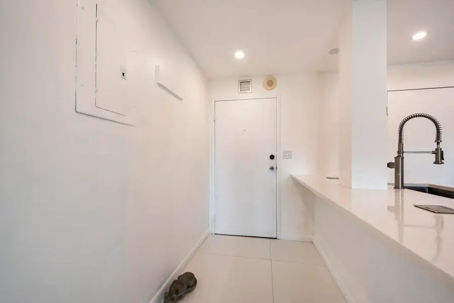 900 NE 18th Avenue #408, Fort Lauderdale, FL 33304 - #2