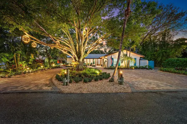 104 Elsa Road, Jupiter, FL 33477