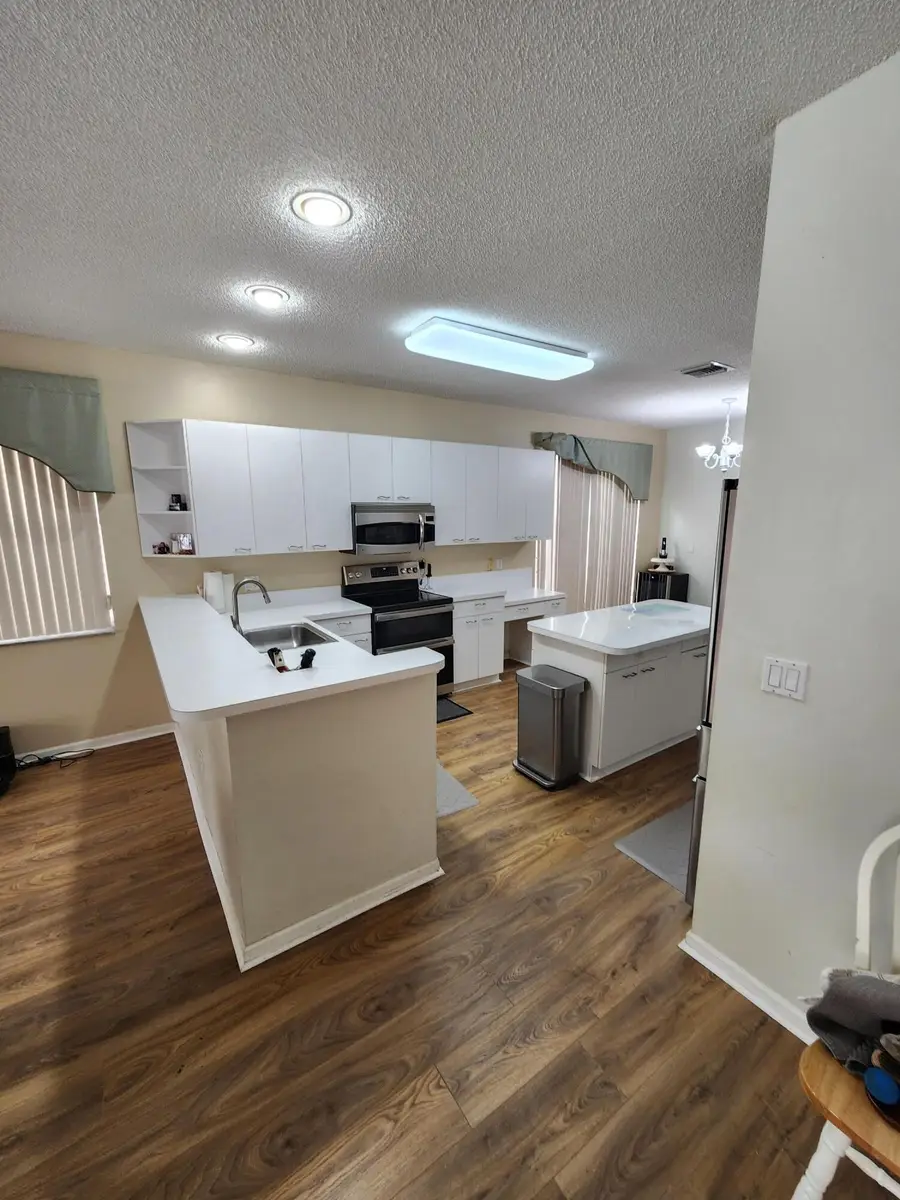 15729 NW Tenth Street Nw, Pembroke Pines, FL 33028 - #3