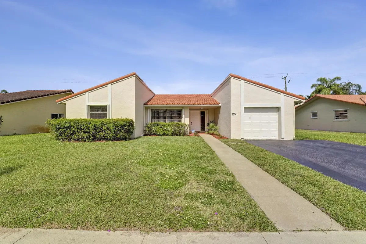 5521 SW 114 Avenue, Cooper City, FL 33330 - #1