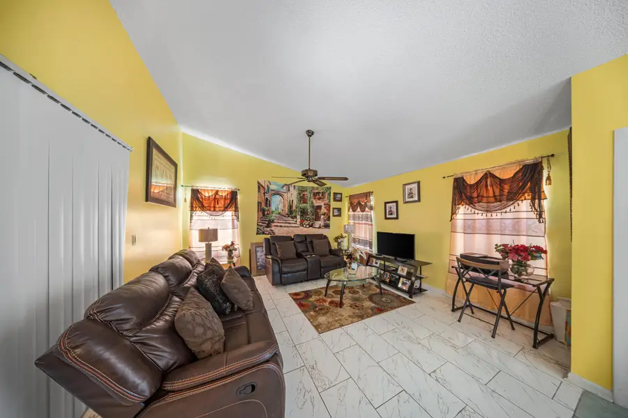 4255 Willow Pond Circle #A, West Palm Beach, FL 33417 - #3