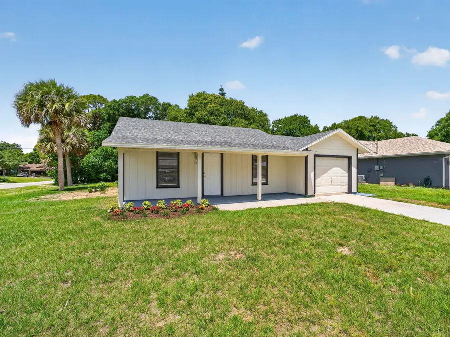 1373 32nd Avenue Sw, Vero Beach, FL 32968 - #2