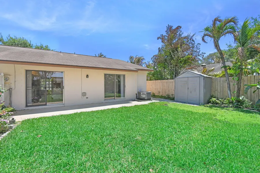 9040 SE Hobe Ridge Avenue, Hobe Sound, FL 33455 - #2