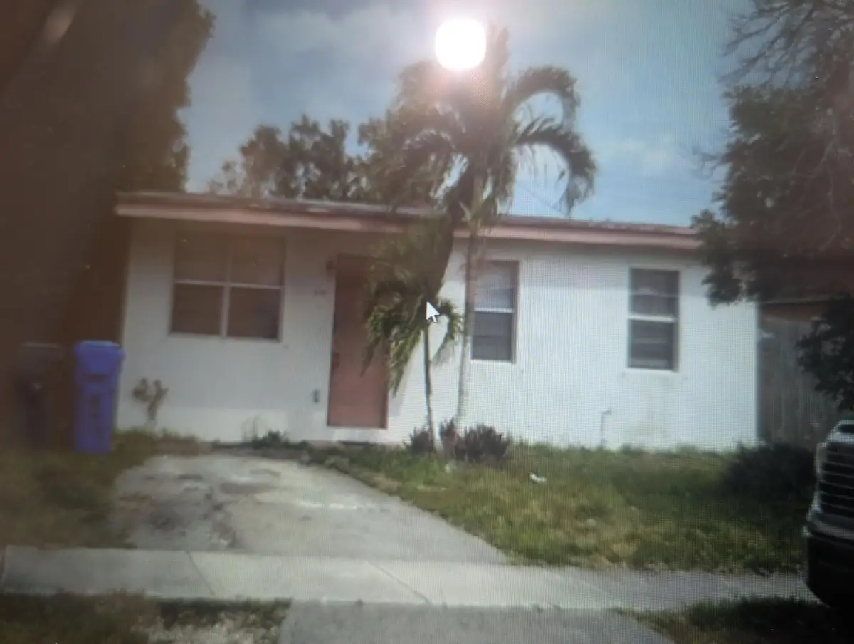 3751 SW 46th Avenue, West Park, FL 33023 - #1