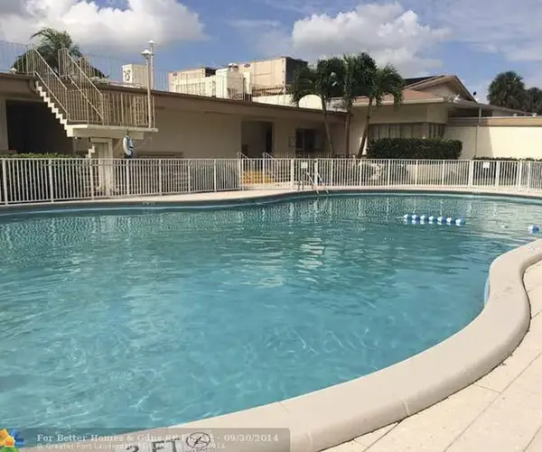 17050 NE 14th Avenue #110, Miami, FL 33162