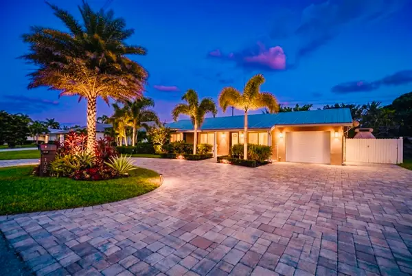 1066 SW 27th Place, Boynton Beach, FL 33426